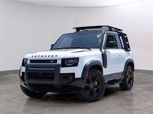 2022_Land Rover_Defender 90_X-Dynamic S_ Oshkosh WI