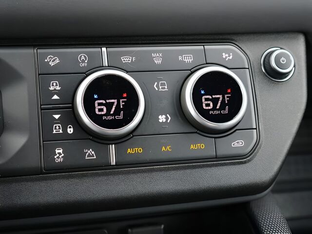 2022 Land Rover Defender 90 X-Dynamic S Oshkosh WI