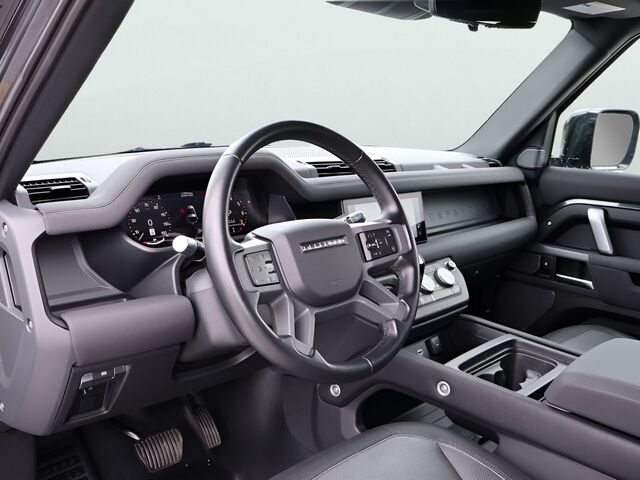 2022 Land Rover Defender 90 X-Dynamic S Oshkosh WI