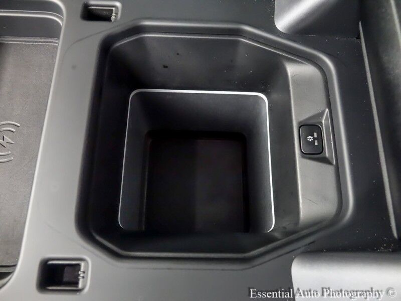 2022 Land Rover Defender S Willowbrook IL