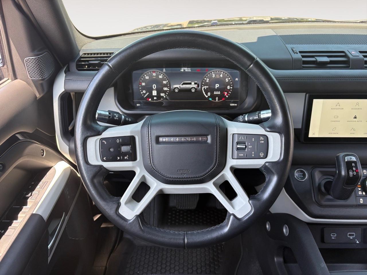 2022 Land Rover Defender X-Dynamic HSE, 360 BACKUP CAMERA & SENSORS, ELECTRIC DEPLOYABLE TOW BAR PANEL, PANORAMIC MOONROOF, SELECT DRIVE MODES, BLIND SPOT, FORWARD COLLISION ALERT, HEATED & A/C SEATS, AUTO START/STOP, CLEAN CARFAX, DEFEND YOUR RIDE! Virginia Beach VA