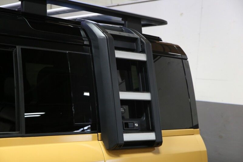 2022 Land Rover Defender X-Dynamic SE Plainview NY