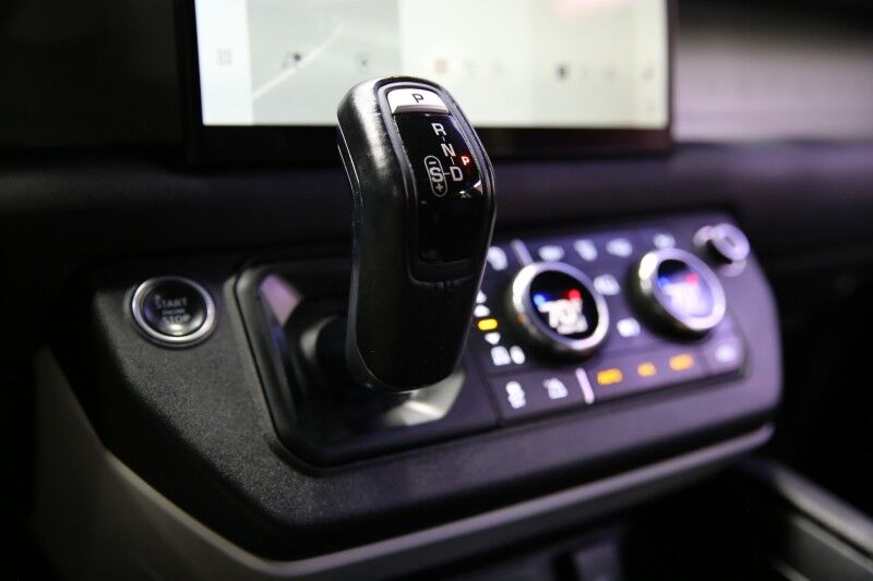 2022 Land Rover Defender X-Dynamic SE Plainview NY