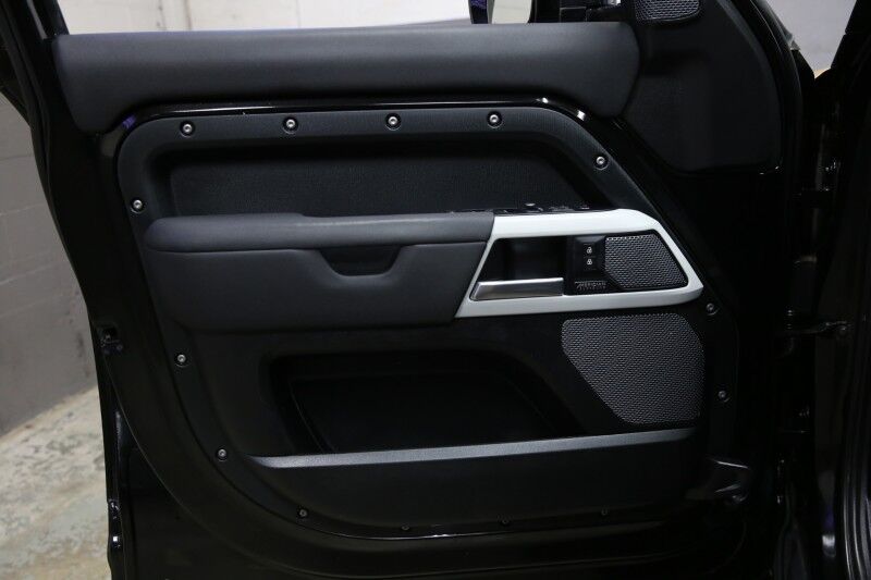 2022 Land Rover Defender X-Dynamic SE Plainview NY