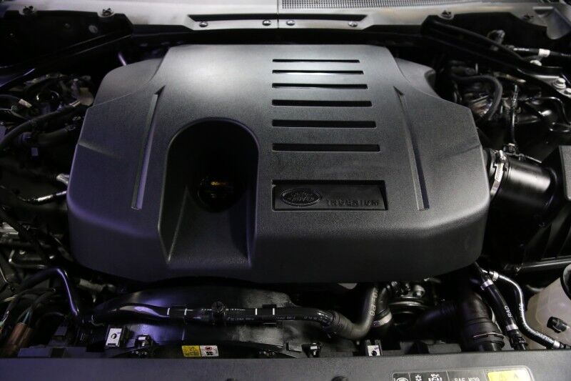 2022 Land Rover Defender X-Dynamic SE Plainview NY