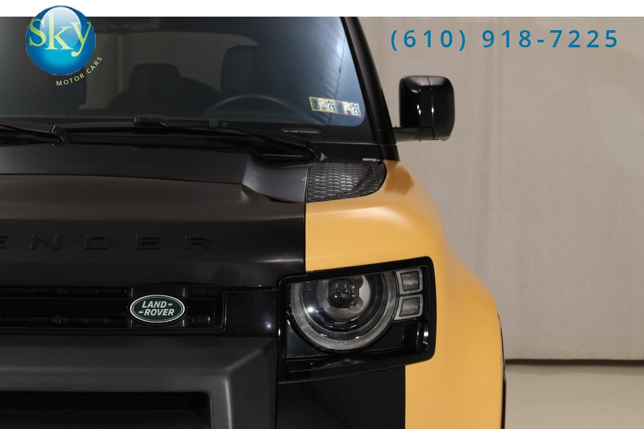 2022 Land Rover Defender X-Dynamic SE TROPHY EDITION PACK 1 of 220 West Chester PA