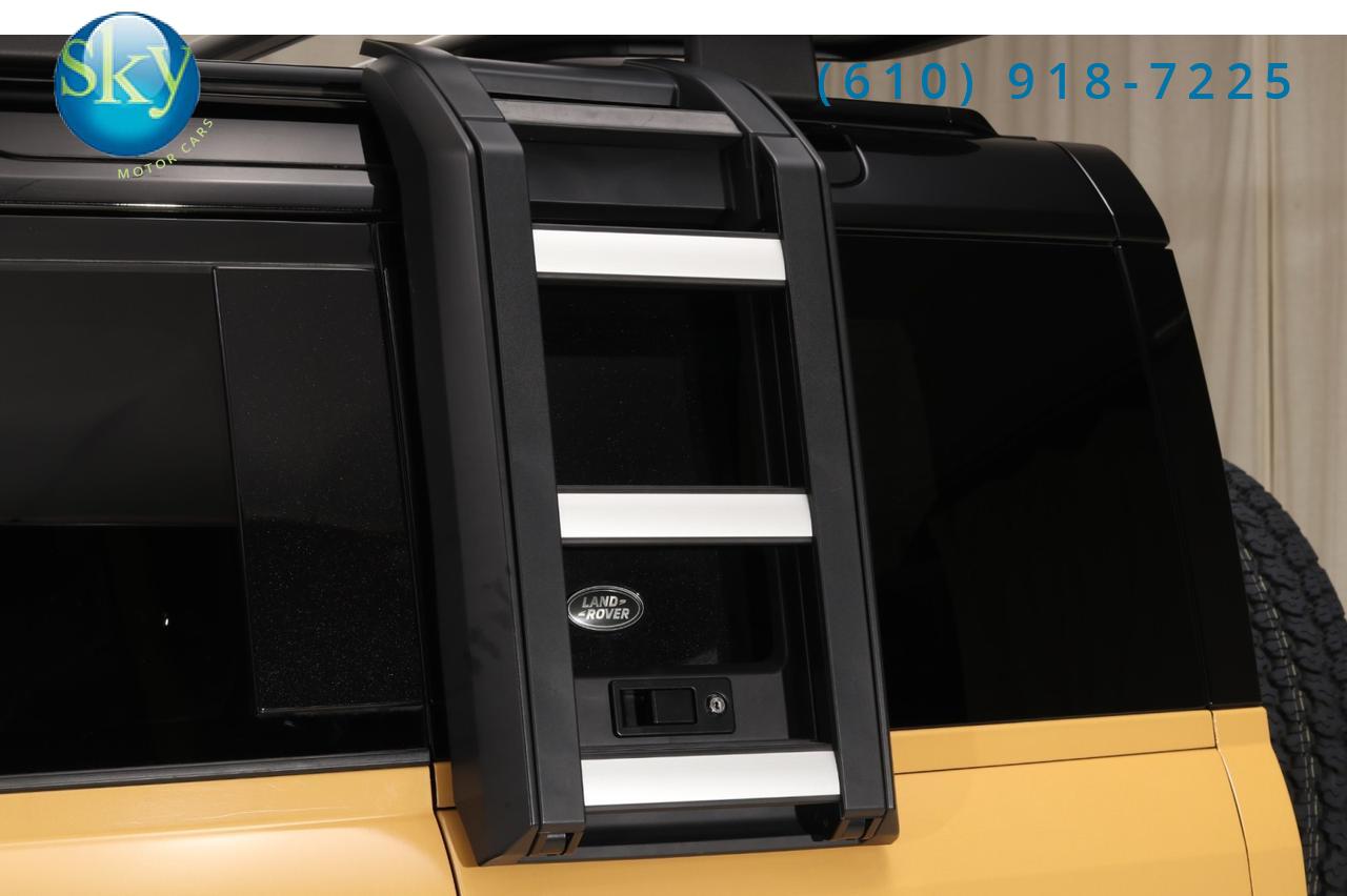 2022 Land Rover Defender X-Dynamic SE TROPHY EDITION PACK 1 of 220 West Chester PA