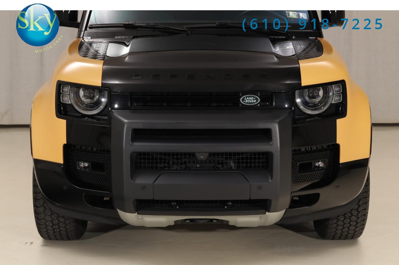2022 Land Rover Defender X-Dynamic SE TROPHY EDITION PACK 1 of 220 West Chester PA