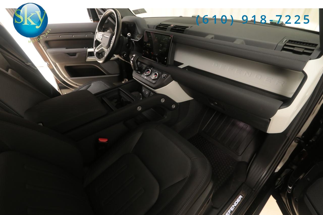 2022 Land Rover Defender X-Dynamic SE TROPHY EDITION PACK 1 of 220 West Chester PA