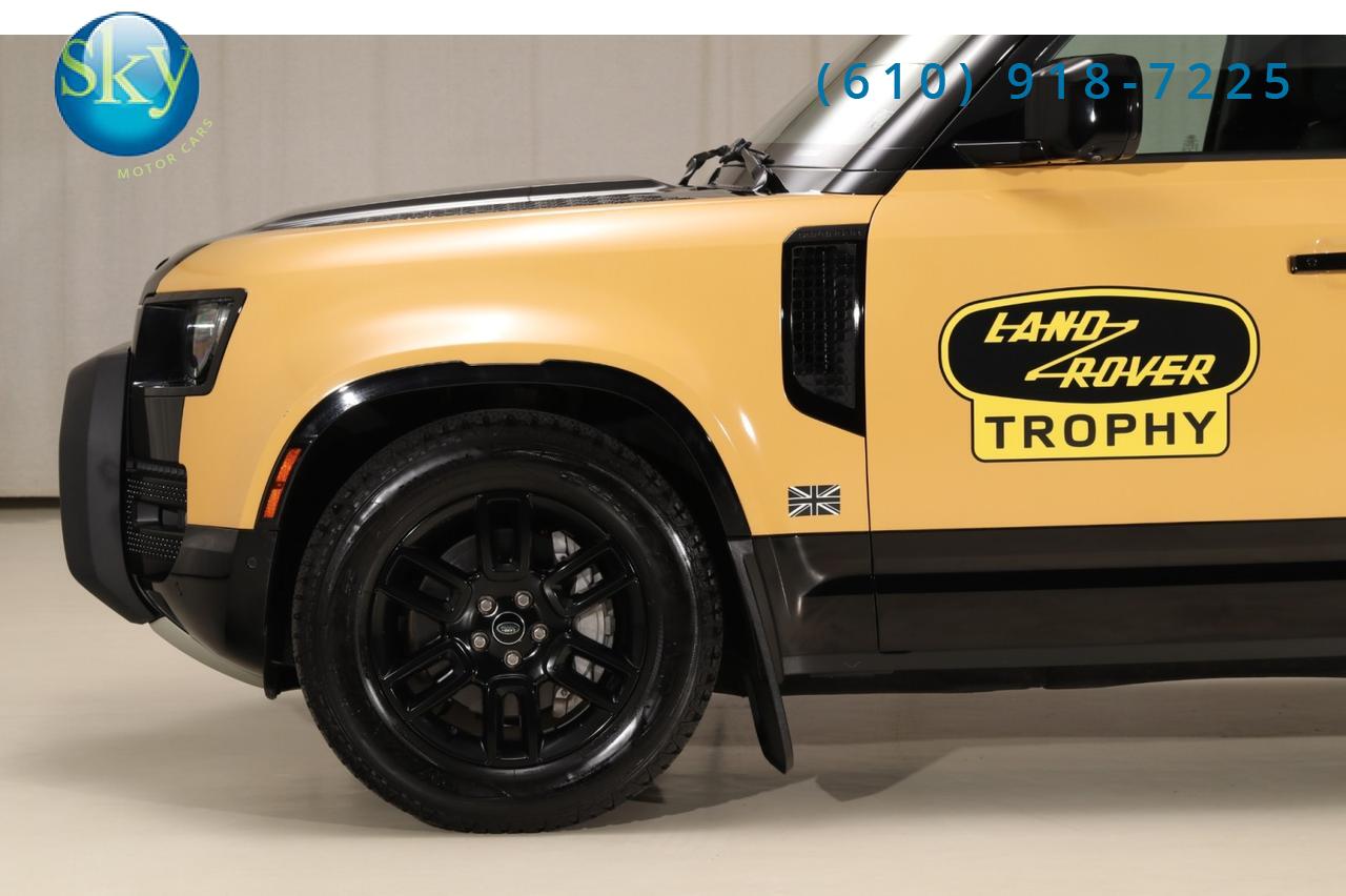 2022 Land Rover Defender X-Dynamic SE TROPHY EDITION PACK 1 of 220 West Chester PA