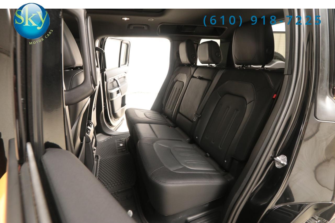 2022 Land Rover Defender X-Dynamic SE TROPHY EDITION PACK 1 of 220 West Chester PA