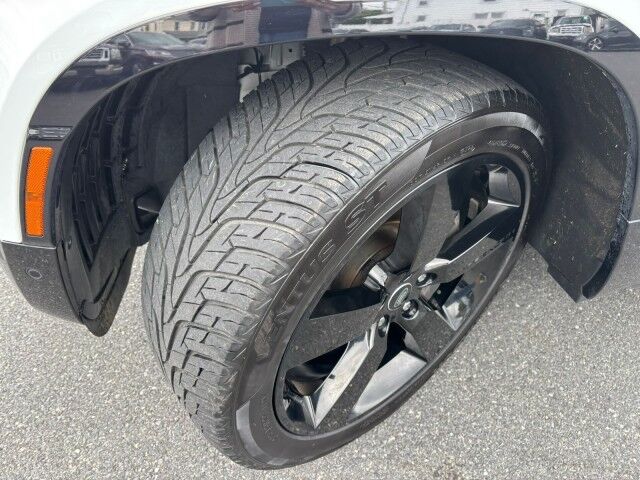 2022 Land Rover Defender X-Dynamic SE Whitehall PA 2022 Land Rover Defender X-Dynamic SE Whitehall PA