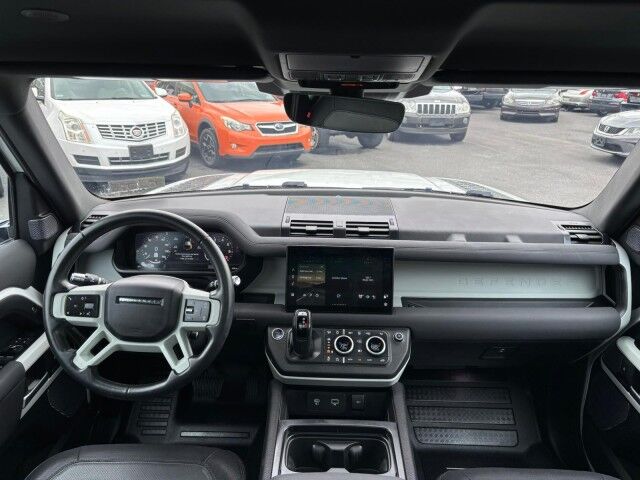 2022 Land Rover Defender X-Dynamic SE Whitehall PA 2022 Land Rover Defender X-Dynamic SE Whitehall PA