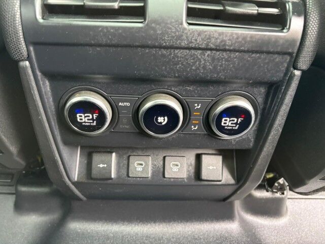 2022 Land Rover Defender X-Dynamic SE Whitehall PA 2022 Land Rover Defender X-Dynamic SE Whitehall PA