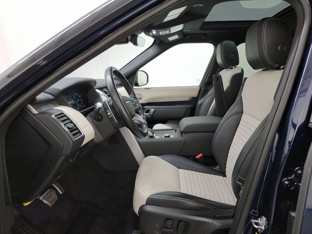 2022 Land Rover Discovery S R-Dynamic NAV,CAM,PANO,HTD STS,BLIND SPOT,3RD RO Plano TX