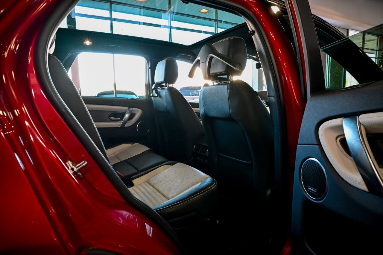 2022 Land Rover Discovery Sport SE R-Dynamic, Pano Roof, Cold Climate Pack, Meridian Sound System Springfield NJ