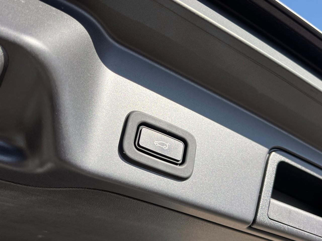 2022 Land Rover Range Rover Evoque SE Indianapolis IN