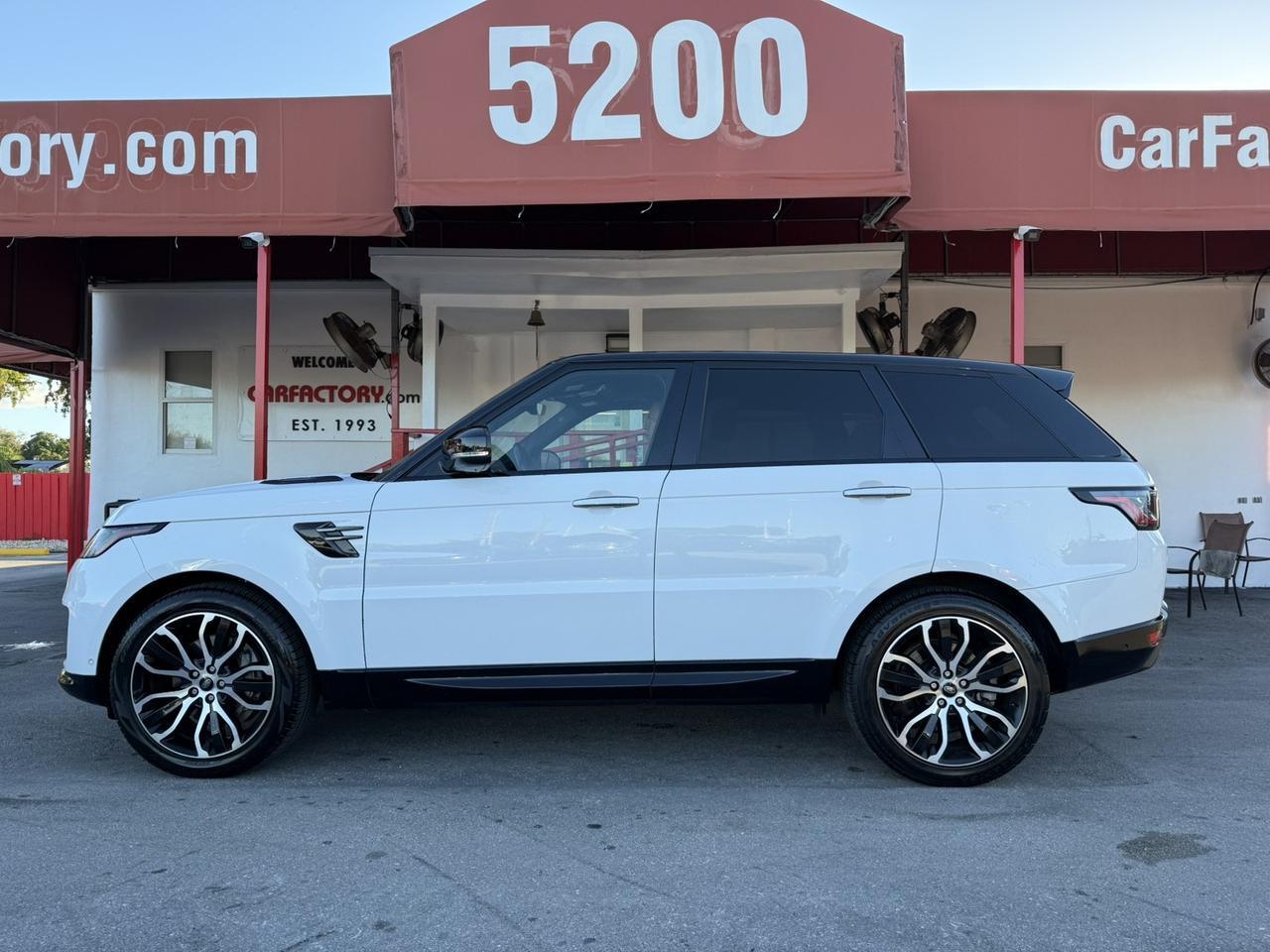 2022 Land Rover Range Rover Sport HSE Silver Edition