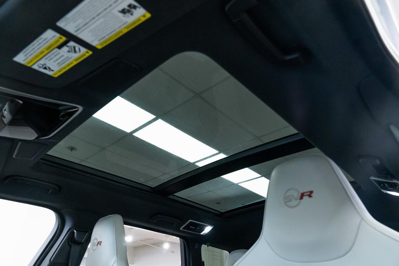 2022 Land Rover Range Rover Sport SVR 1 Owner Meridian Audio Panoramic Moonroof Portland OR