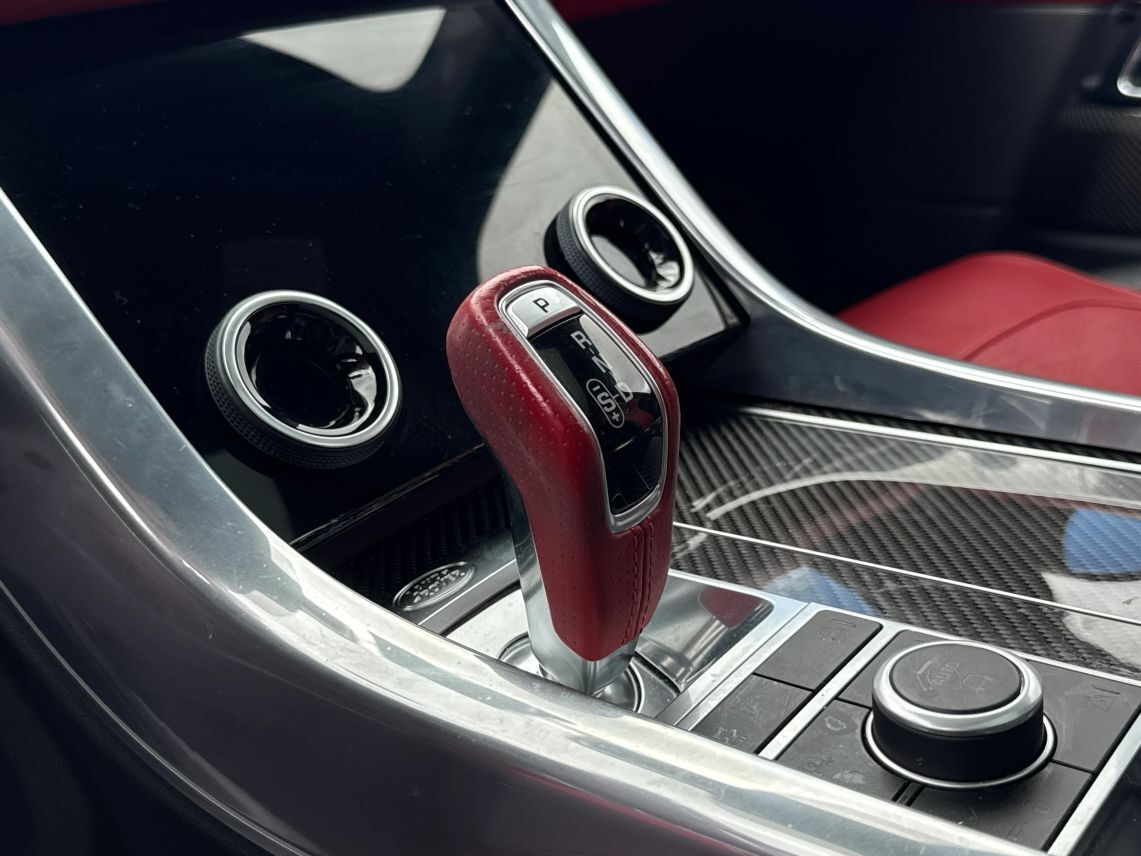 2022 Land Rover Range Rover Sport SVR Carbon Edition Sport Utility 4D