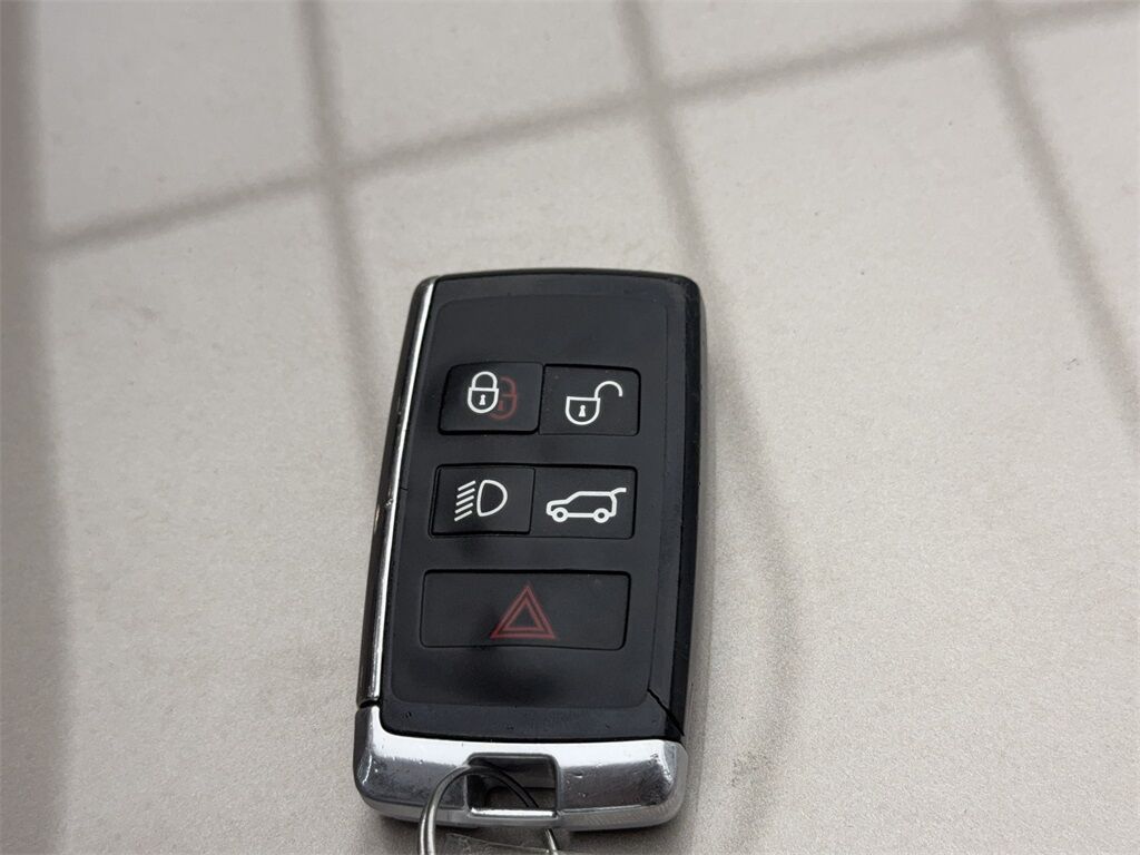 2022 Land Rover Range Rover Velar P250 R-Dynamic S NAV,CAM,PANO,HTD STS,BLIND SPOT Plano TX