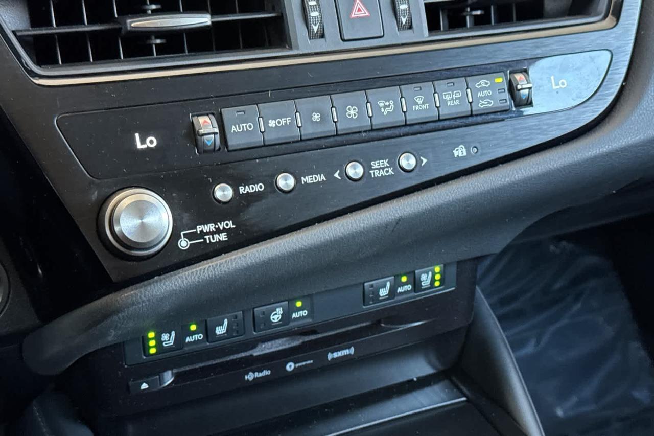 2022 Lexus ES 300h Roseville CA