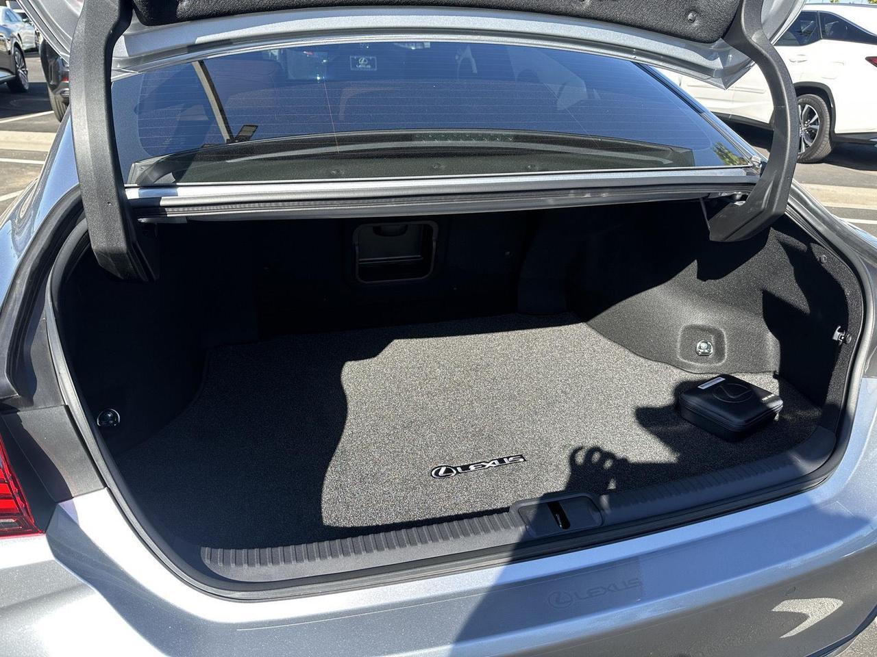 2022 Lexus ES 300h Base Tucson AZ