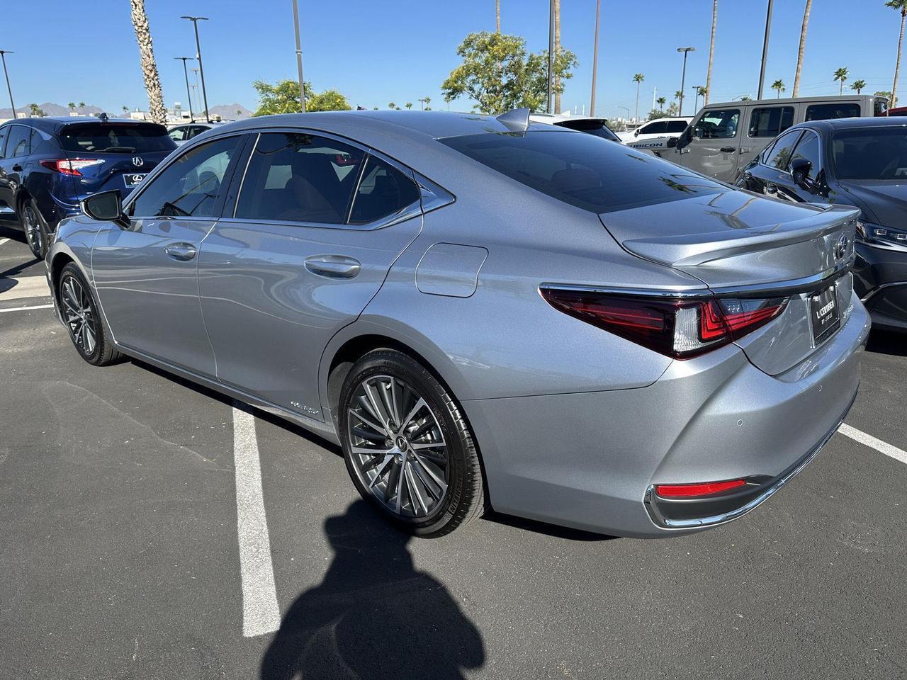 2022 Lexus ES 300h Base Tucson AZ
