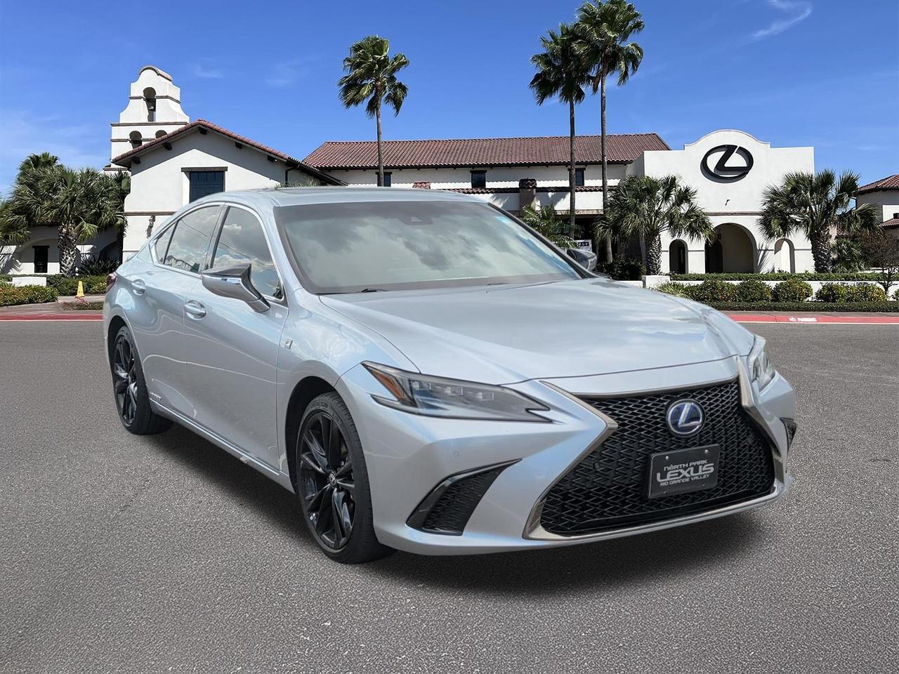 2022 Lexus ES