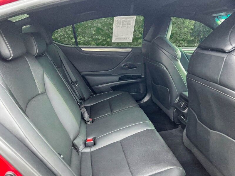 2022 Lexus ES 300h F SPORT Wilmington NC