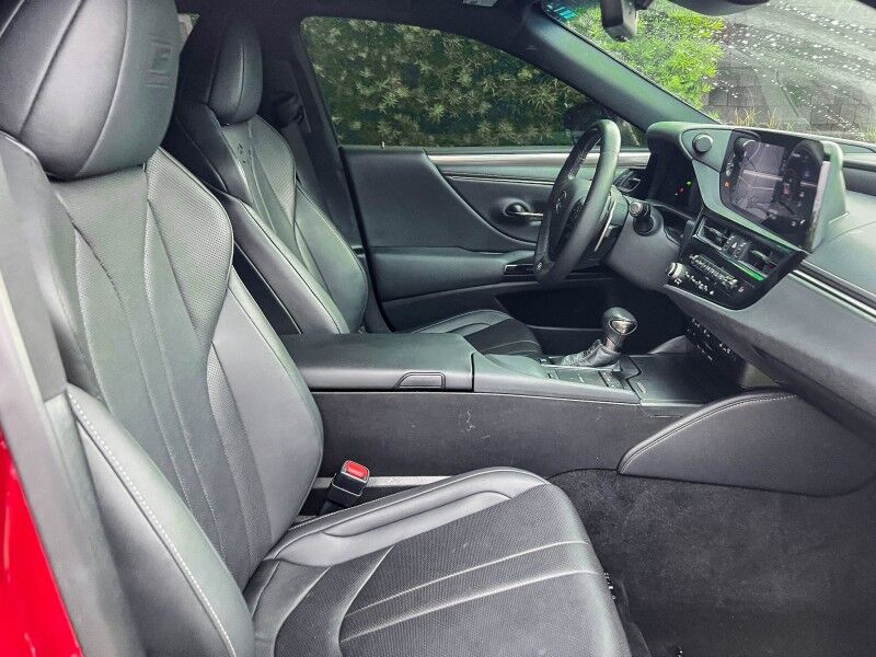 2022 Lexus ES 300h F SPORT Wilmington NC