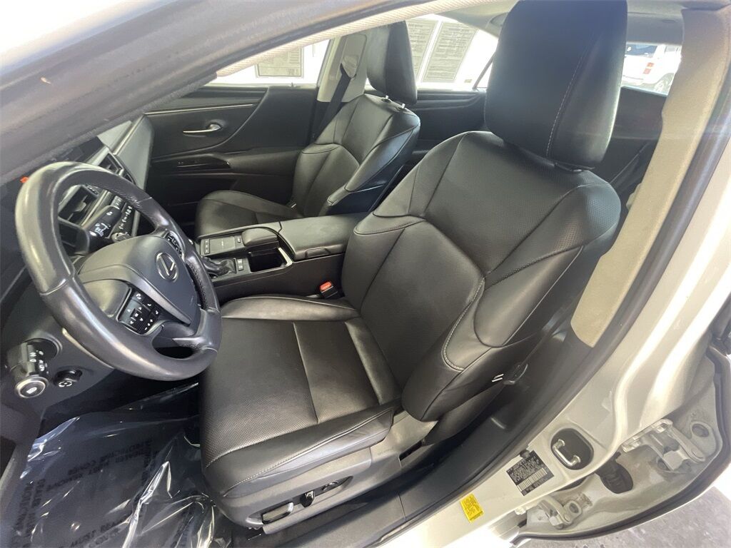 2022 Lexus ES 300h Petaluma CA