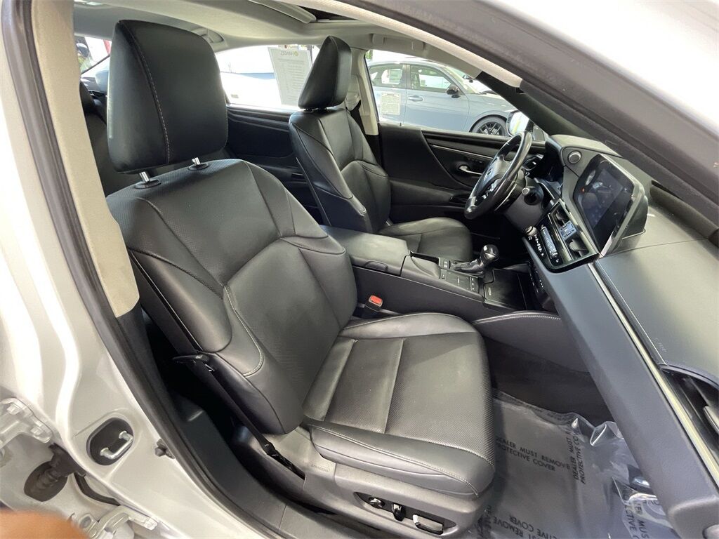 2022 Lexus ES 300h Petaluma CA