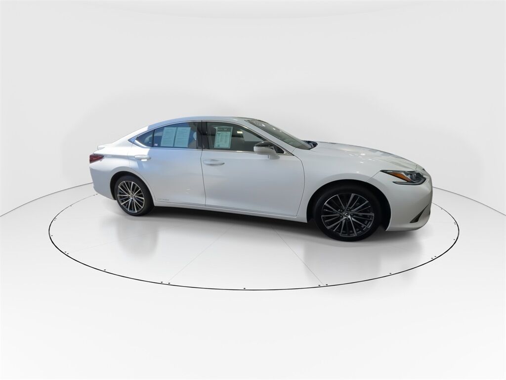 2022 Lexus ES 300h Petaluma CA