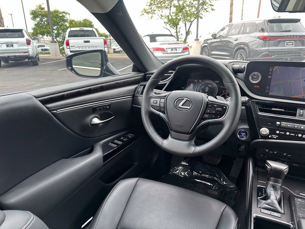 2022 Lexus ES 300h Tucson AZ