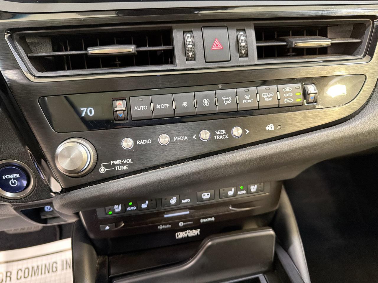 2022 Lexus ES 300h Ultra Luxury San Antonio TX