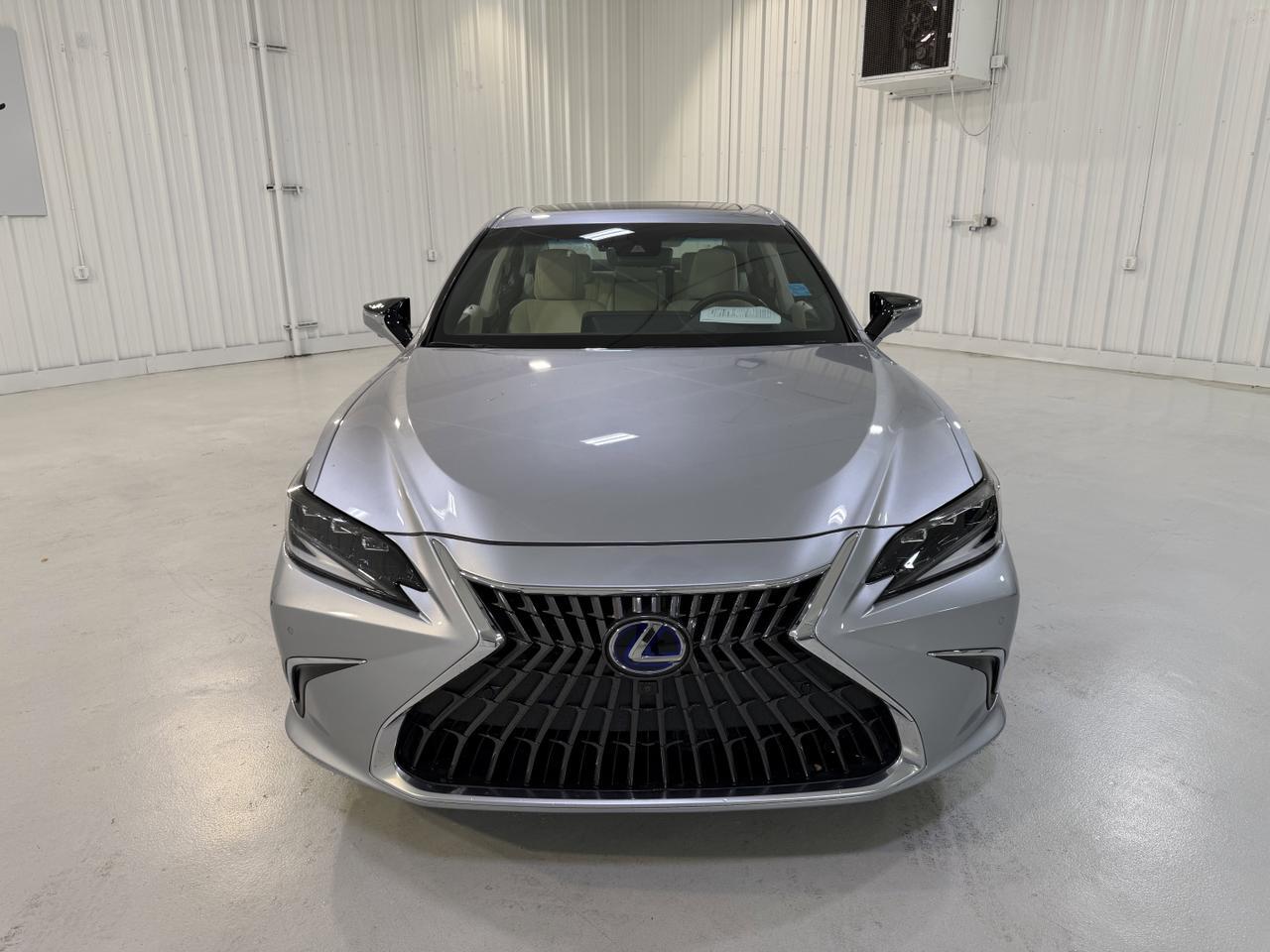 2022 Lexus ES 300h Ultra Luxury San Antonio TX