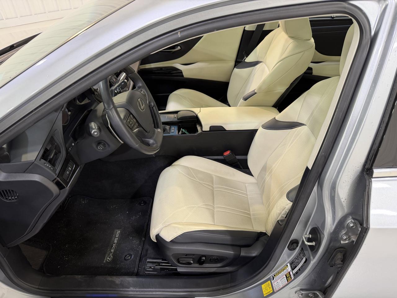 2022 Lexus ES 300h Ultra Luxury San Antonio TX