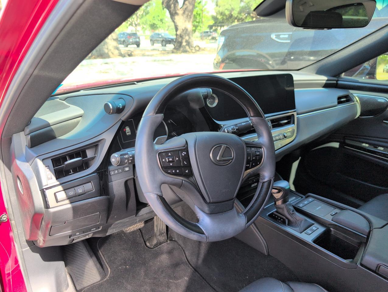 2022 Lexus ES 300h Ultra Luxury San Antonio TX