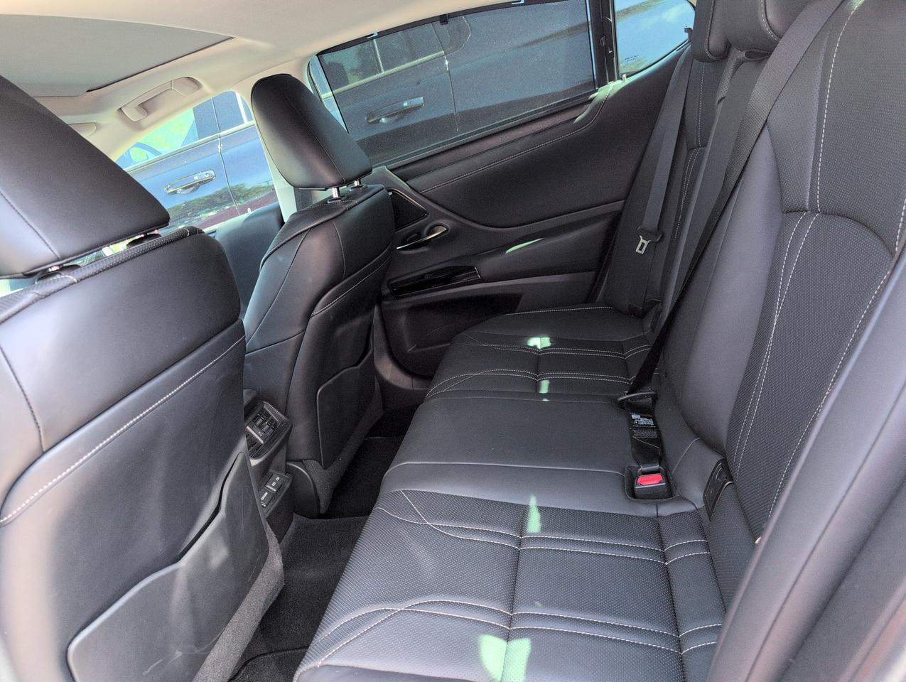 2022 Lexus ES 300h Ultra Luxury San Antonio TX