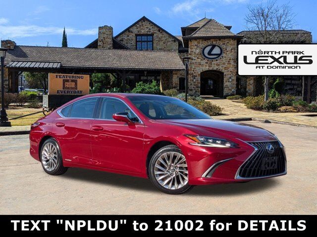 2022 Lexus ES 300h Ultra Luxury