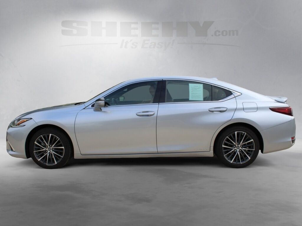 2022 Lexus ES 300h Richmond VA