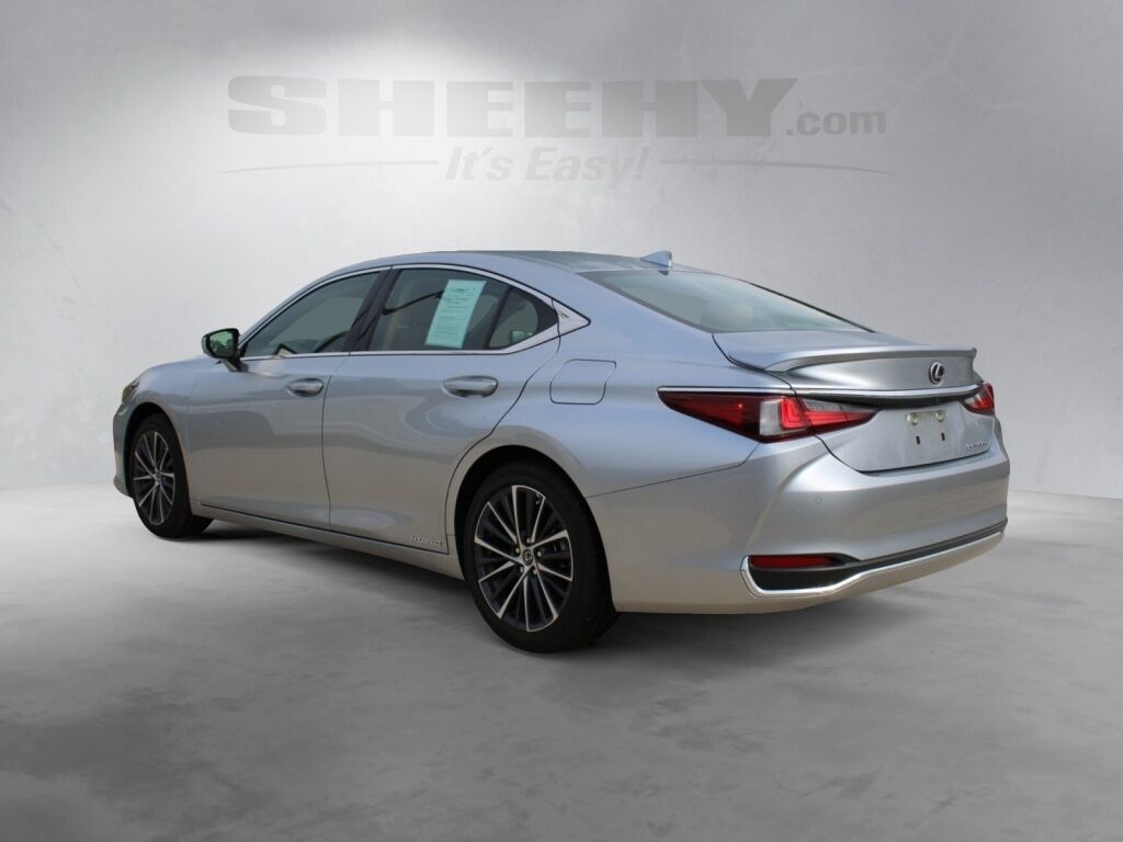 2022 Lexus ES 300h Richmond VA