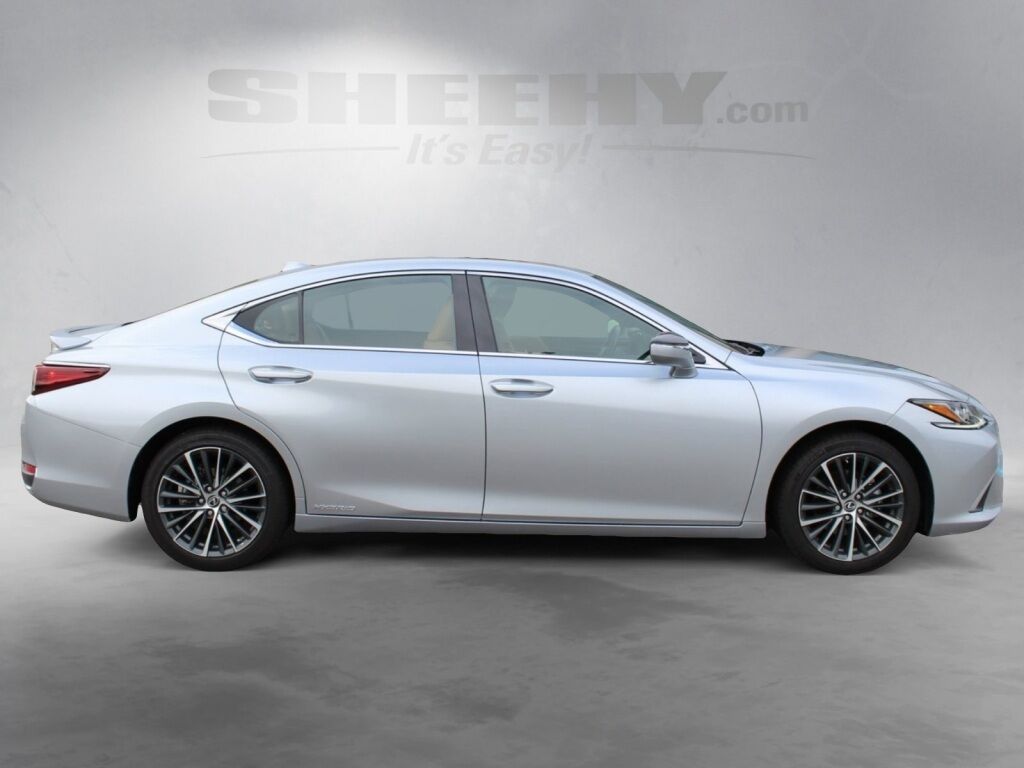 2022 Lexus ES 300h Richmond VA