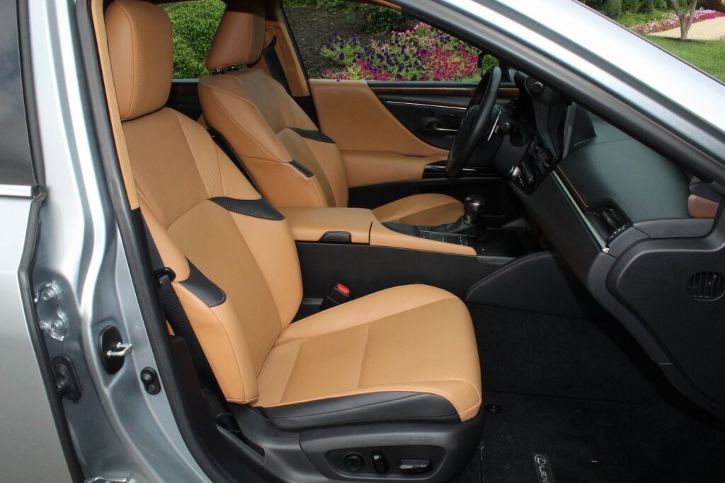2022 Lexus ES 300h Richmond VA
