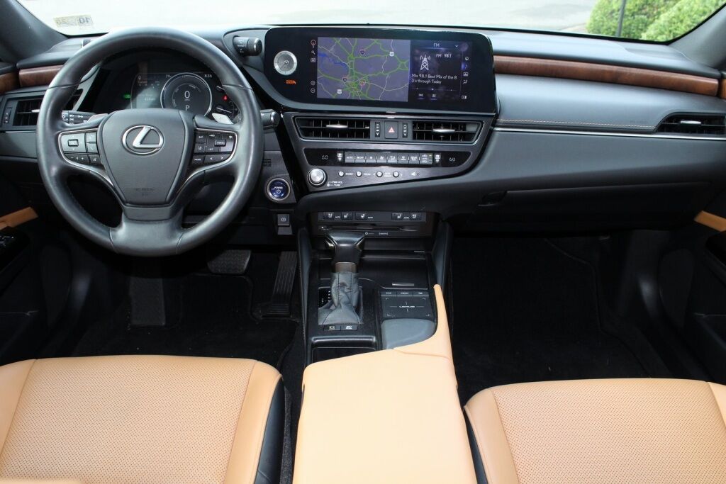 2022 Lexus ES 300h Richmond VA