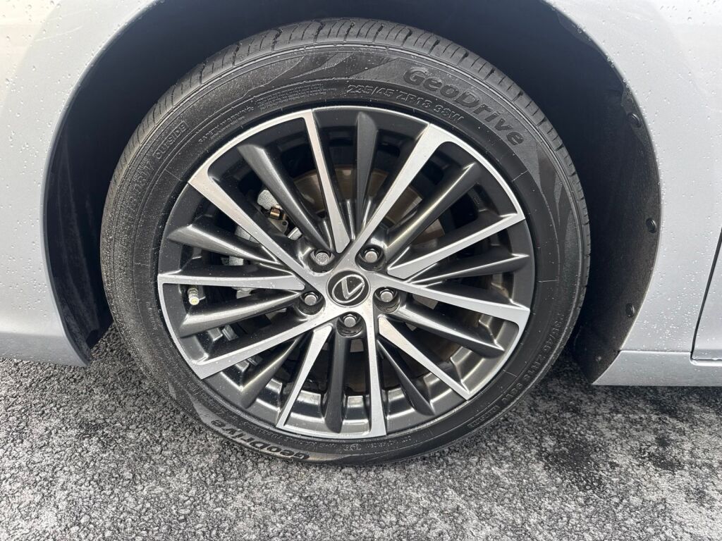 2022 Lexus ES 300h Richmond VA