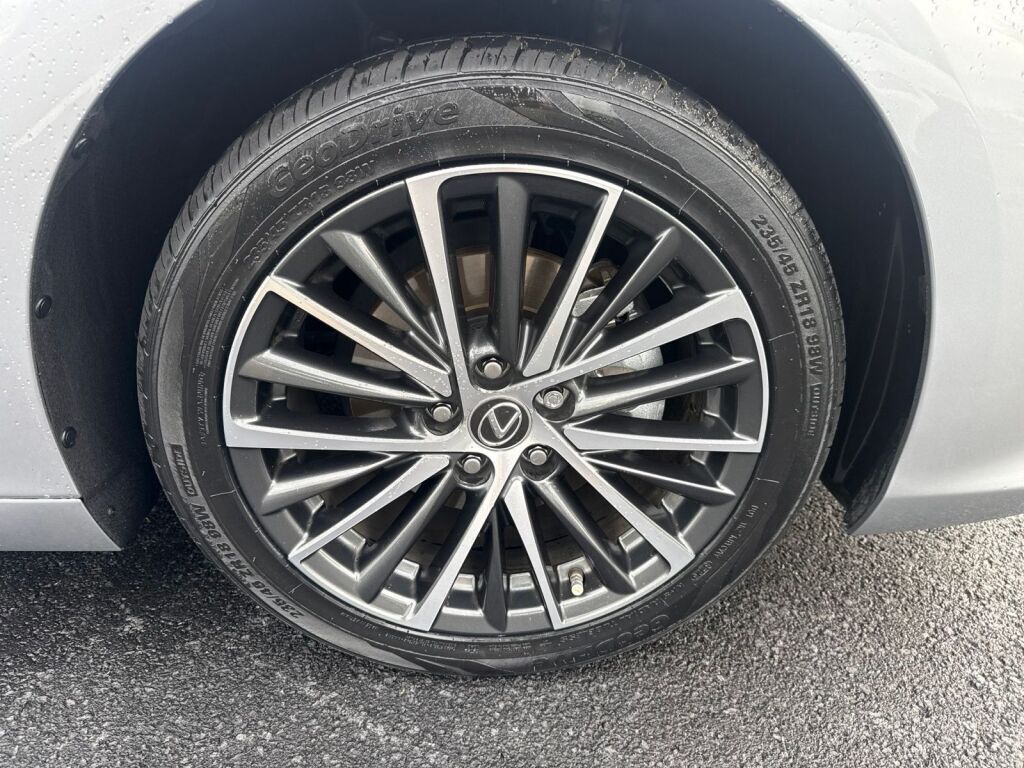 2022 Lexus ES 300h Richmond VA