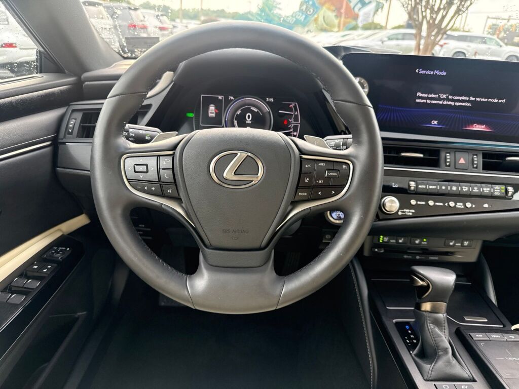 2022 Lexus ES 300h Richmond VA