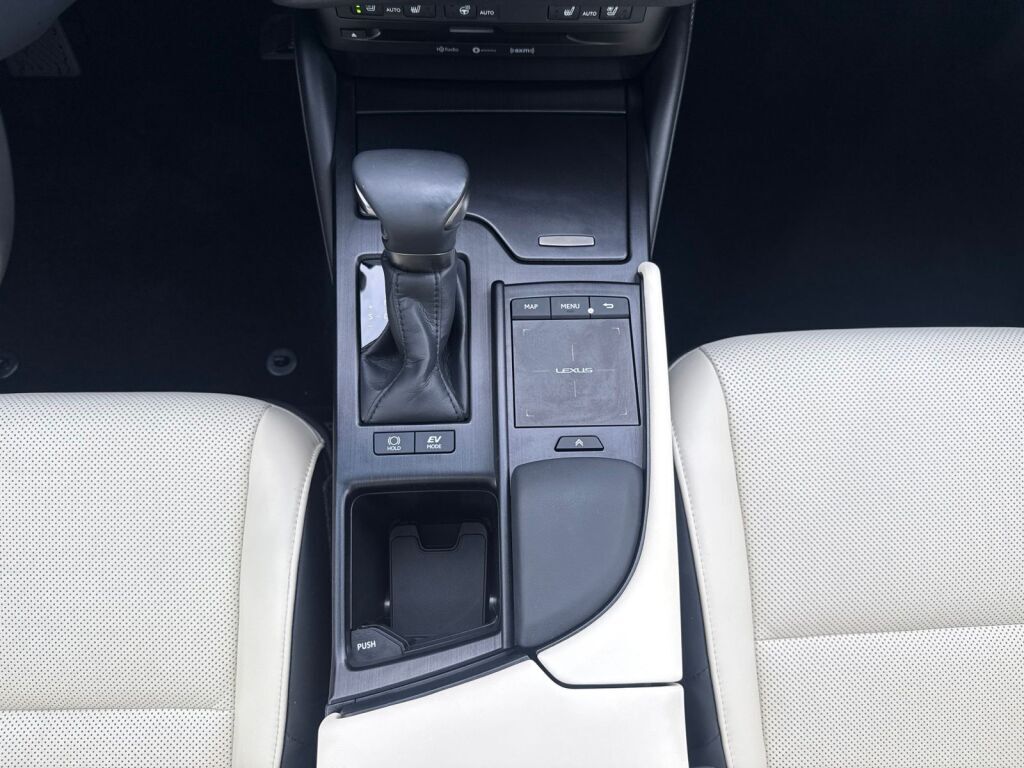 2022 Lexus ES 300h Richmond VA